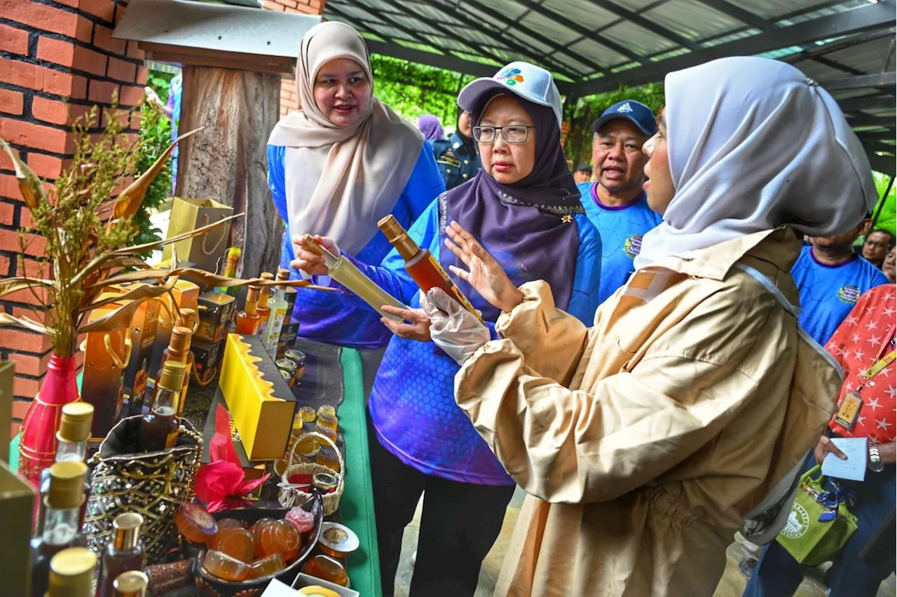 Urban Farming Blossoms in Putrajaya, Boosting Sustainability and Local Economies