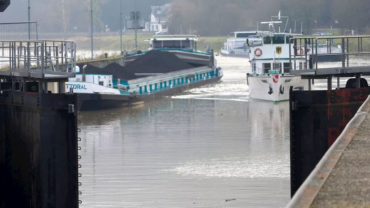 Moselschleuse nach Havarie wieder in Betrieb