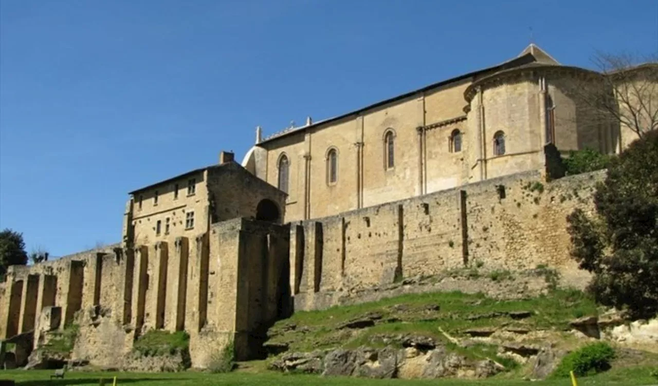 Gironde : un sexagénaire héliporté après une grave chute depuis des remparts