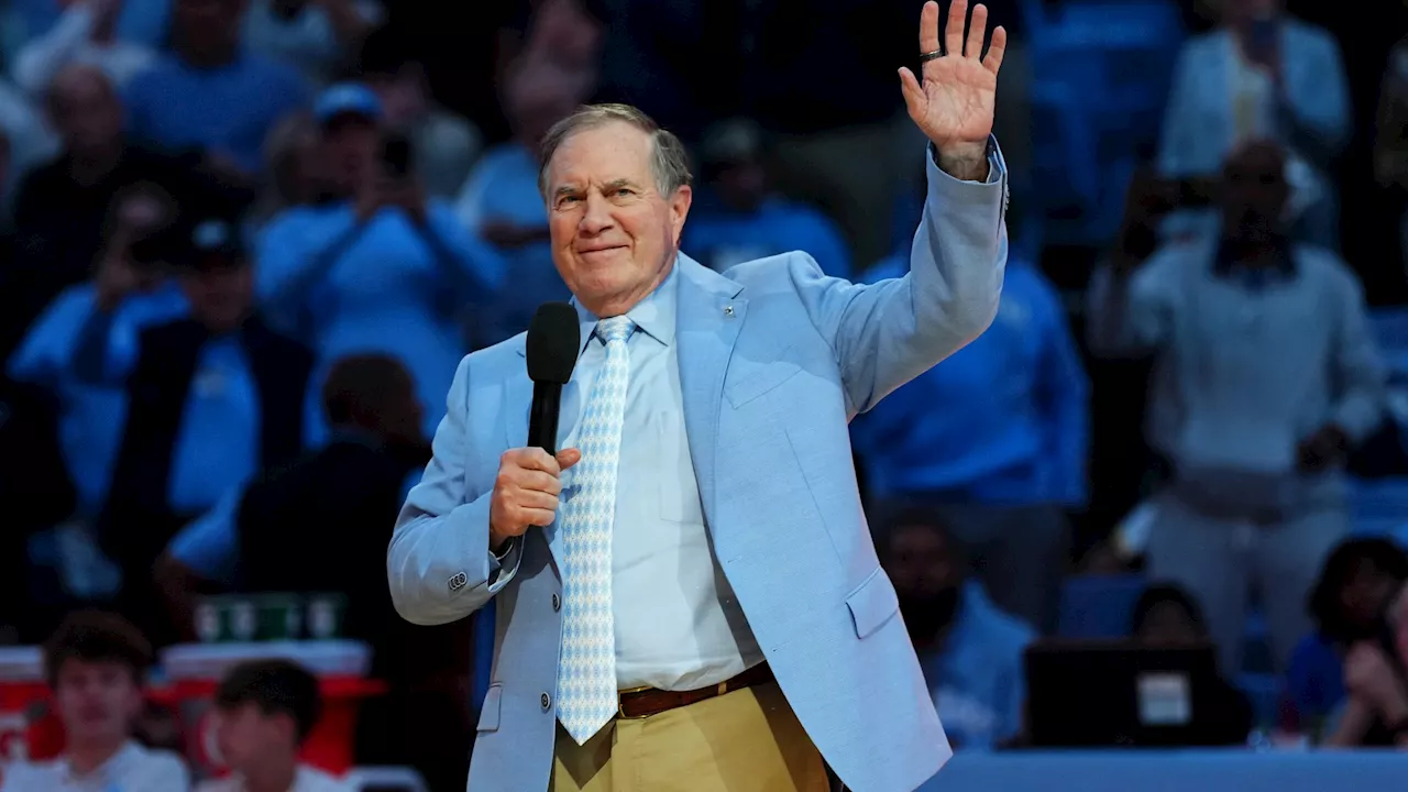 Belichick Treats UNC Fraternities to Pizza Ahead of Duke Game