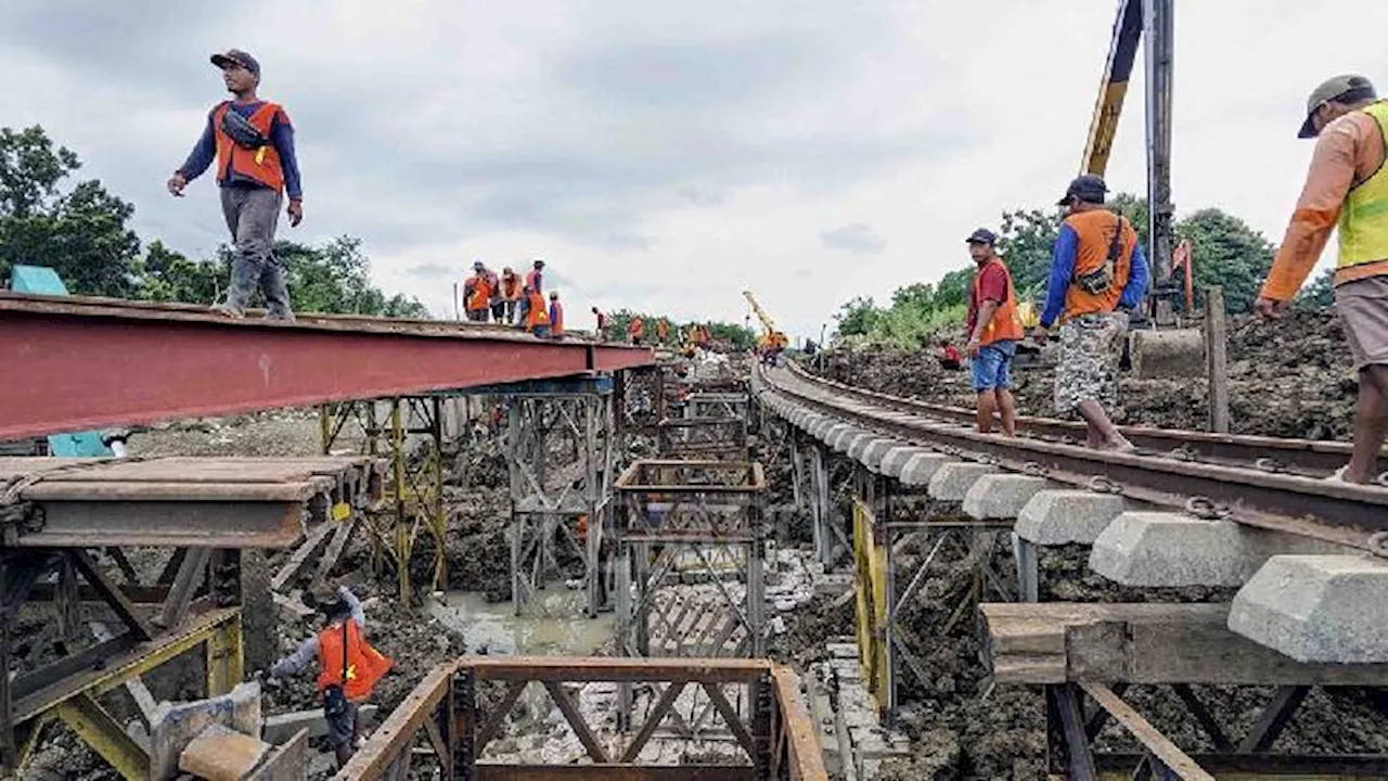 KAI Percepat Pemulihan Jalur Rel Terdampak Banjir Grobogan