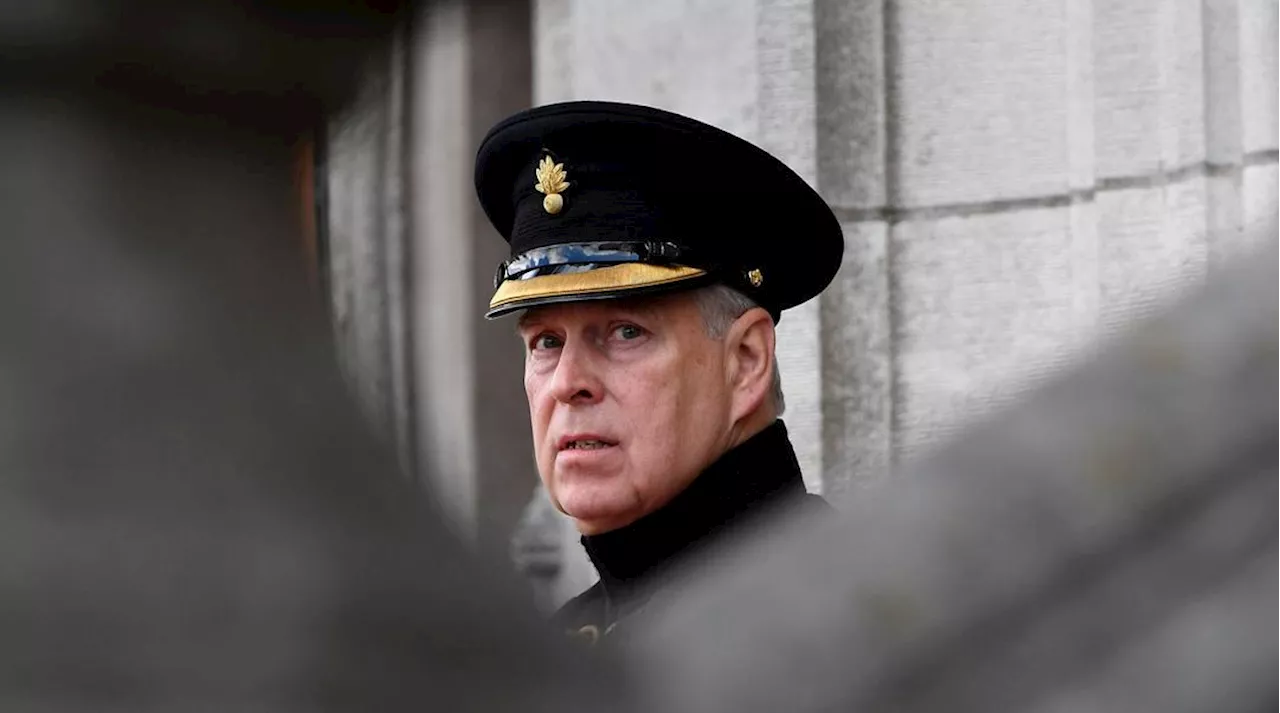 The Times: Prins Andrew holdt kontakt med Epstein lenger enn han har hevdet