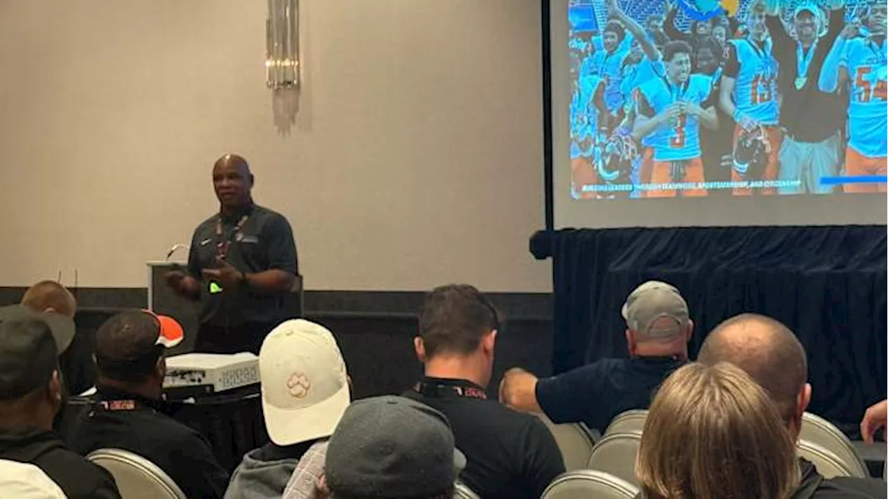 High school coaching pay topic a big talker at coaches event in Orlando