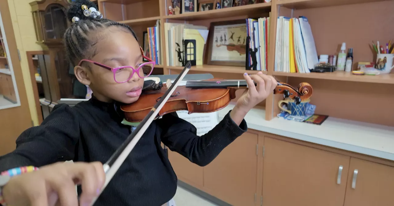 6-year-old violinist makes history at Milwaukee Bucks game