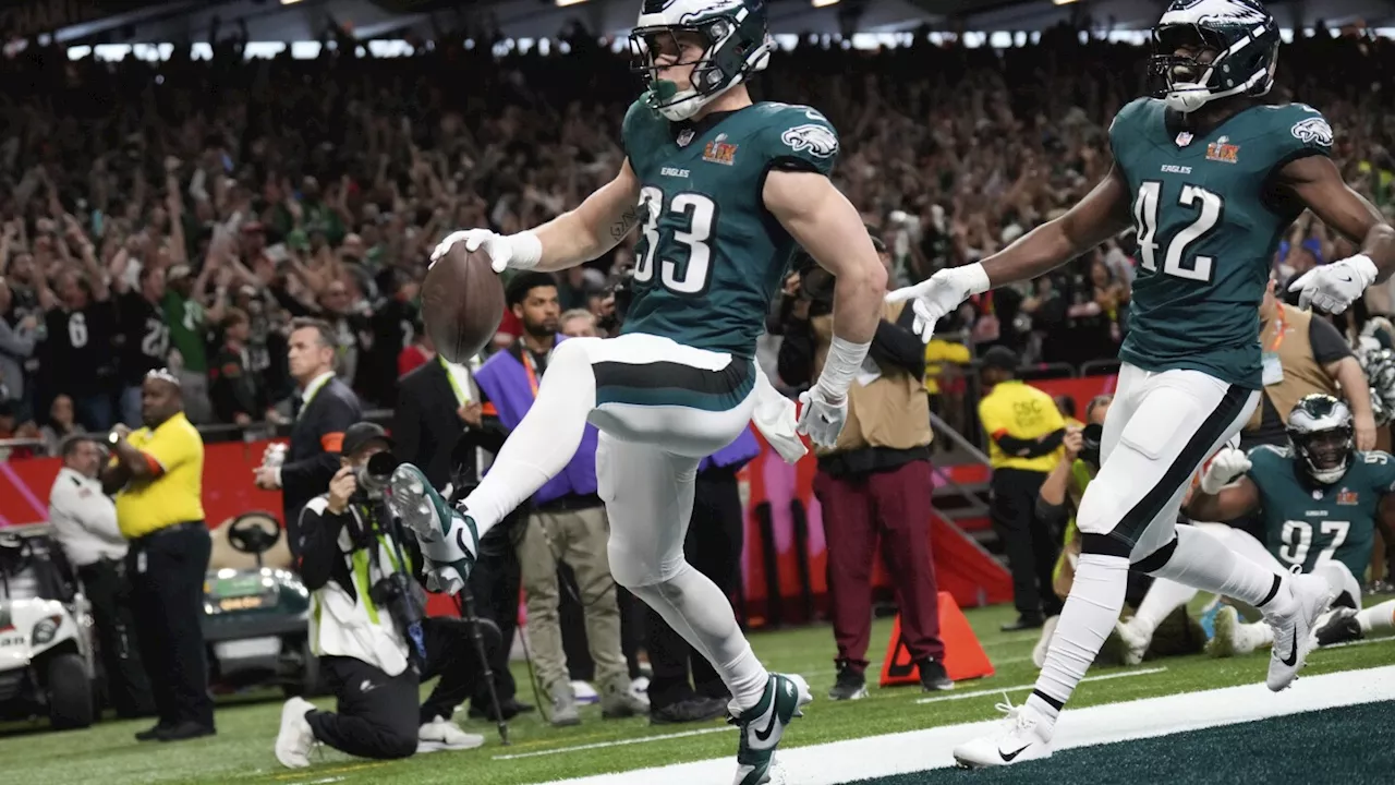 Eagles dominate Chiefs in Super Bowl and roll to 40-22 win