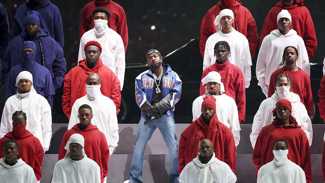 Kendrick Lamar, premier rappeur à solo-faire le halftime du Super Bowl