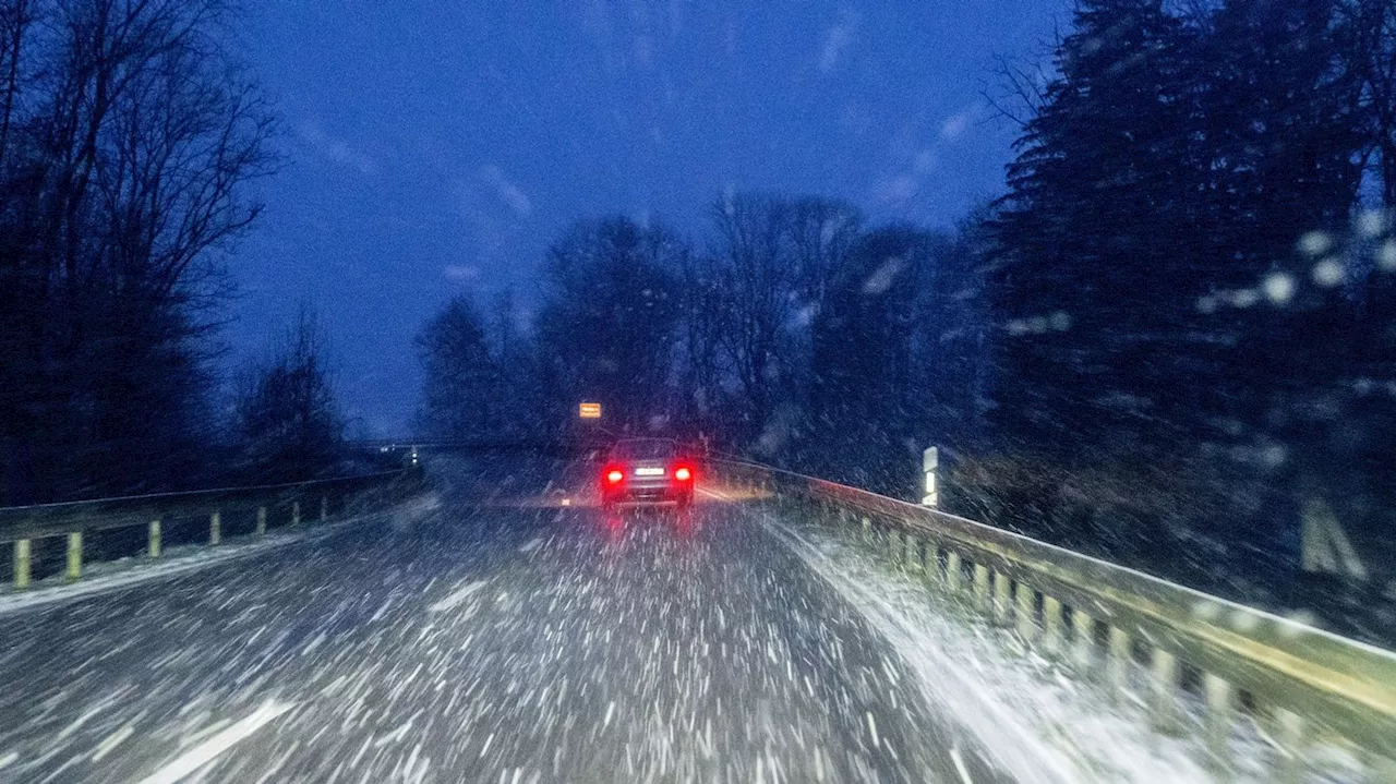 Wetter in Bayern: Regen, Glatteis und Schneeregen