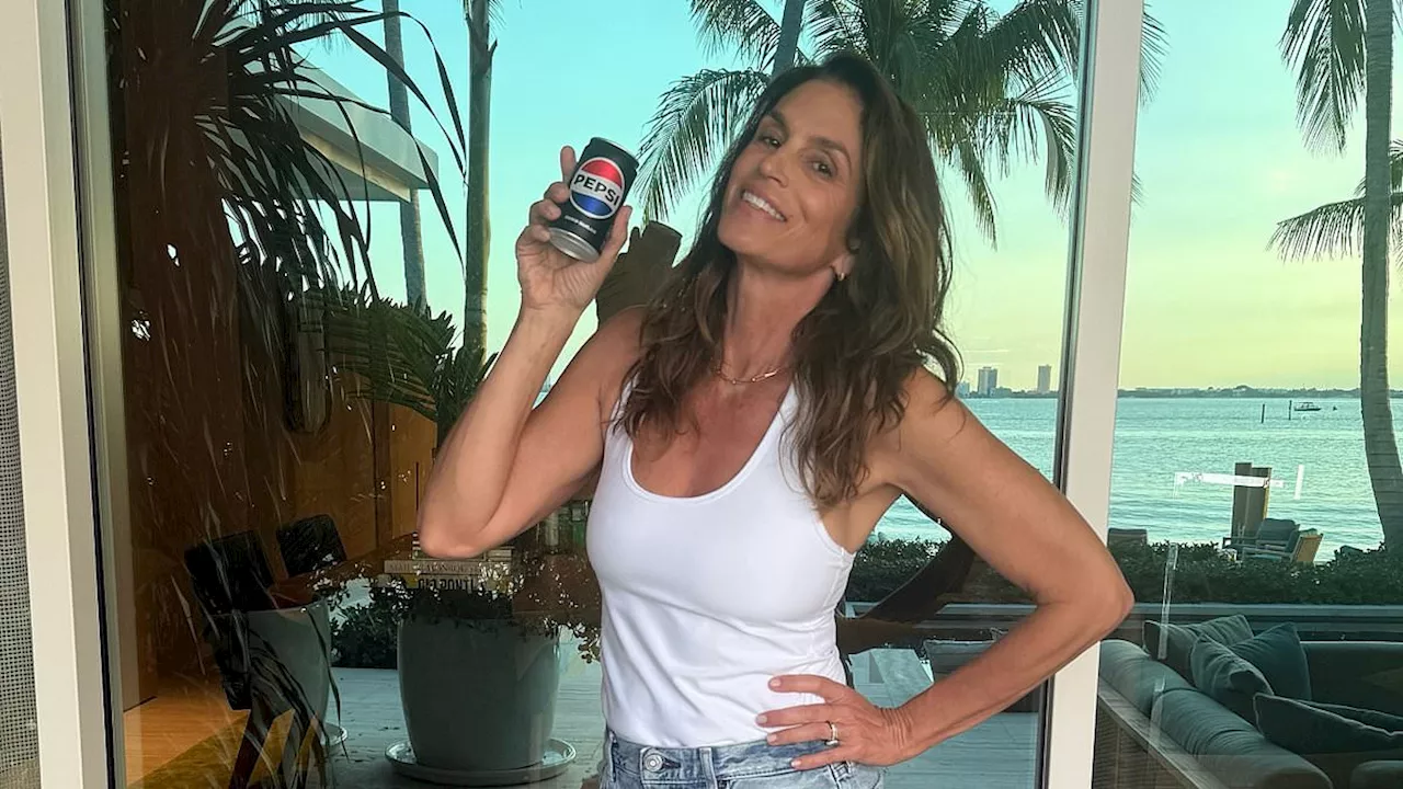 Cindy Crawford Revisits Iconic 1992 Pepsi Commercial Look