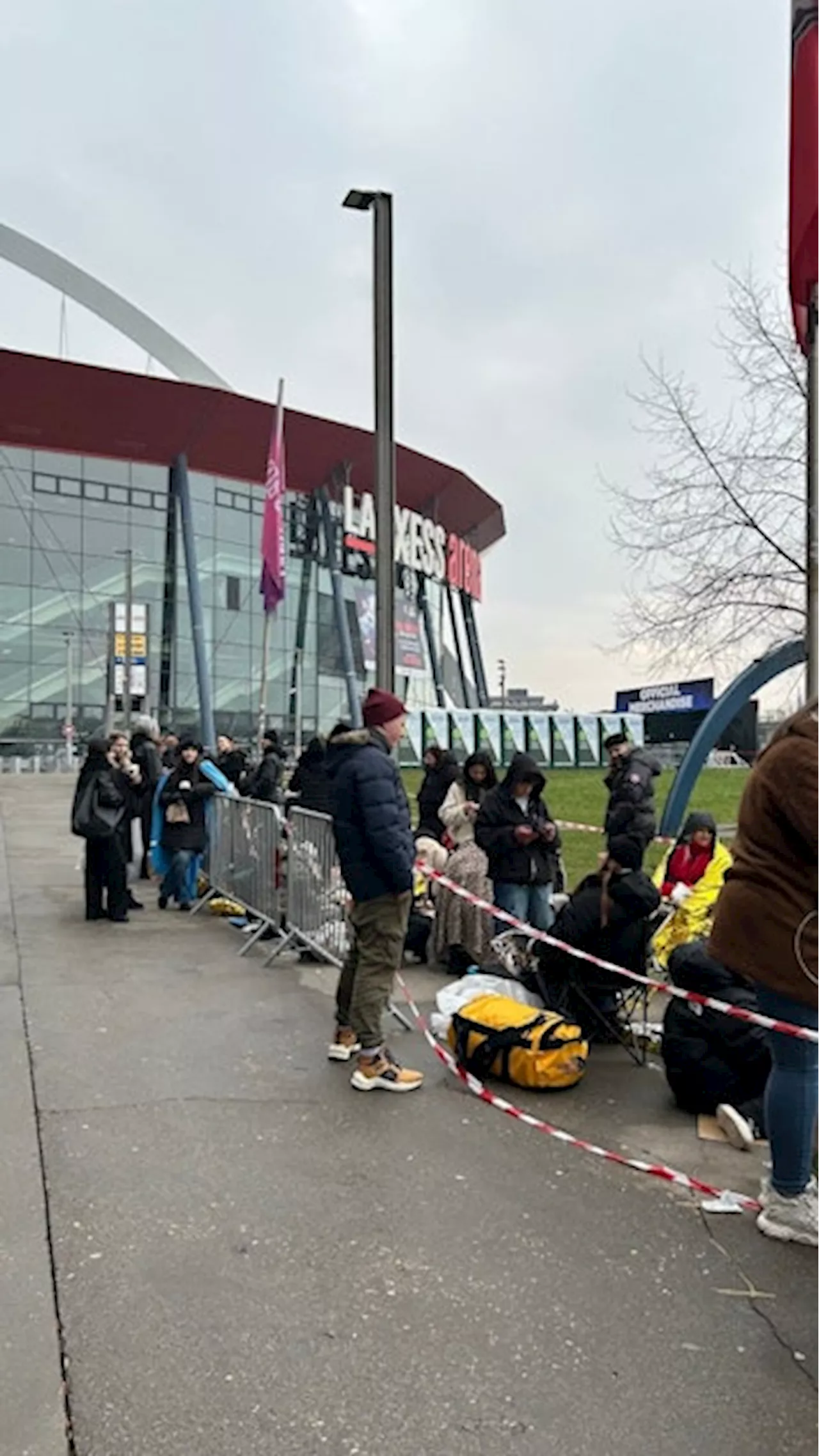 ATEEZ-Konzert in Köln: Fans campen schon tagelang vor der Lanxess-Arena