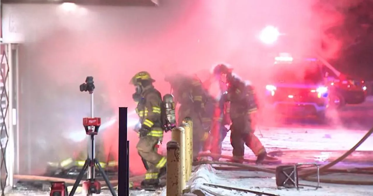 Calgary strip mall fire under investigation