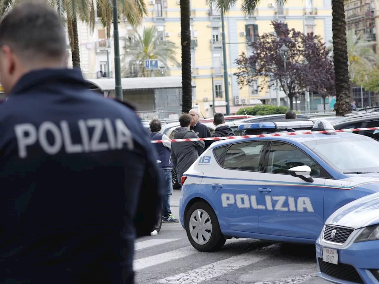 Aggressione a tre agenti di polizia da parte di un cittadino del Gambia