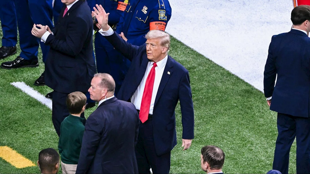 Donald Trump, el primer presidente en activo de la historia de EEUU que acude a la Super Bowl