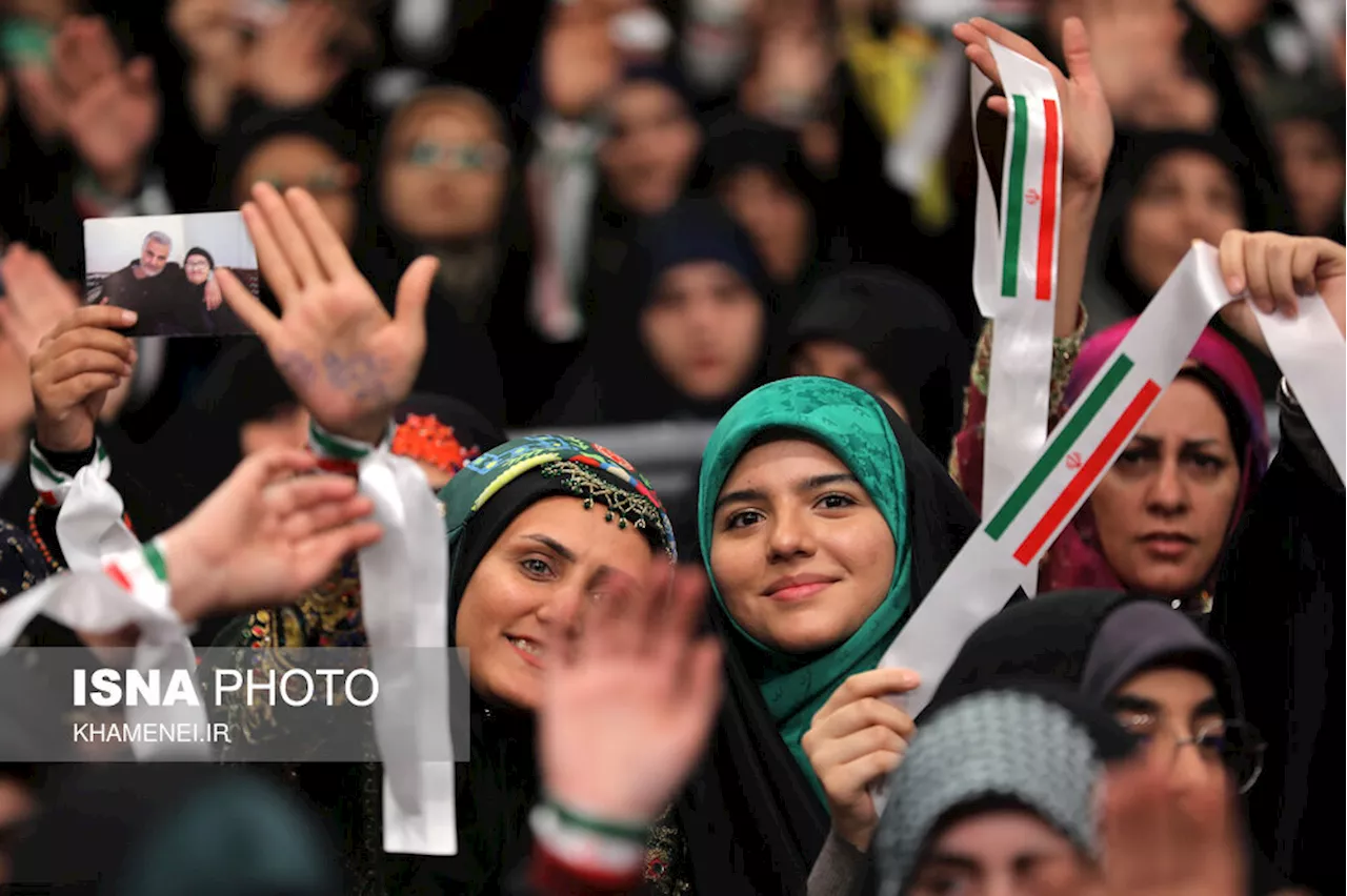 انقلاب و نقش زن: نگاهی به الگوهای قبل و بعد از انقلاب