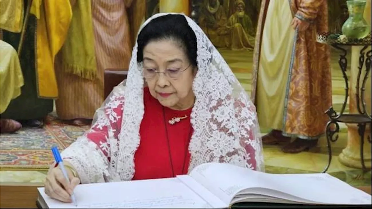 Presiden Megawati Lakukan Ibadah Umroh di Mekkah, Mendoakan untuk Bangsa Indonesia