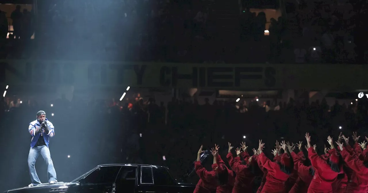 Kendrick Lamar brought West Coast hip hop, Uncle Sam and Serena Williams to the Super Bowl