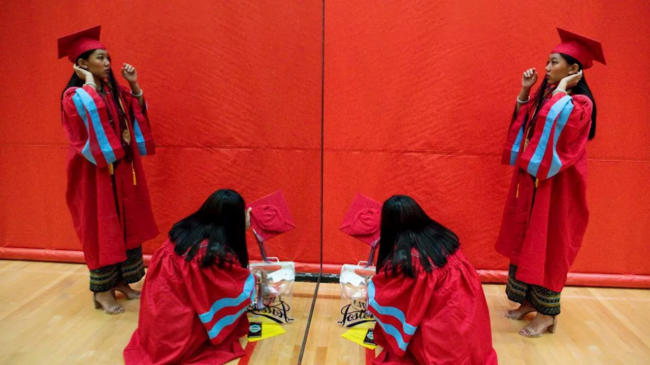 Lawmaker: High school students should pass 'US constitutional and citizenship' class to graduate