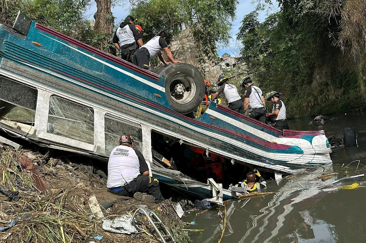 Guatemala: 51 morts dans un accident d'autocar, un des pires en Amérique latine