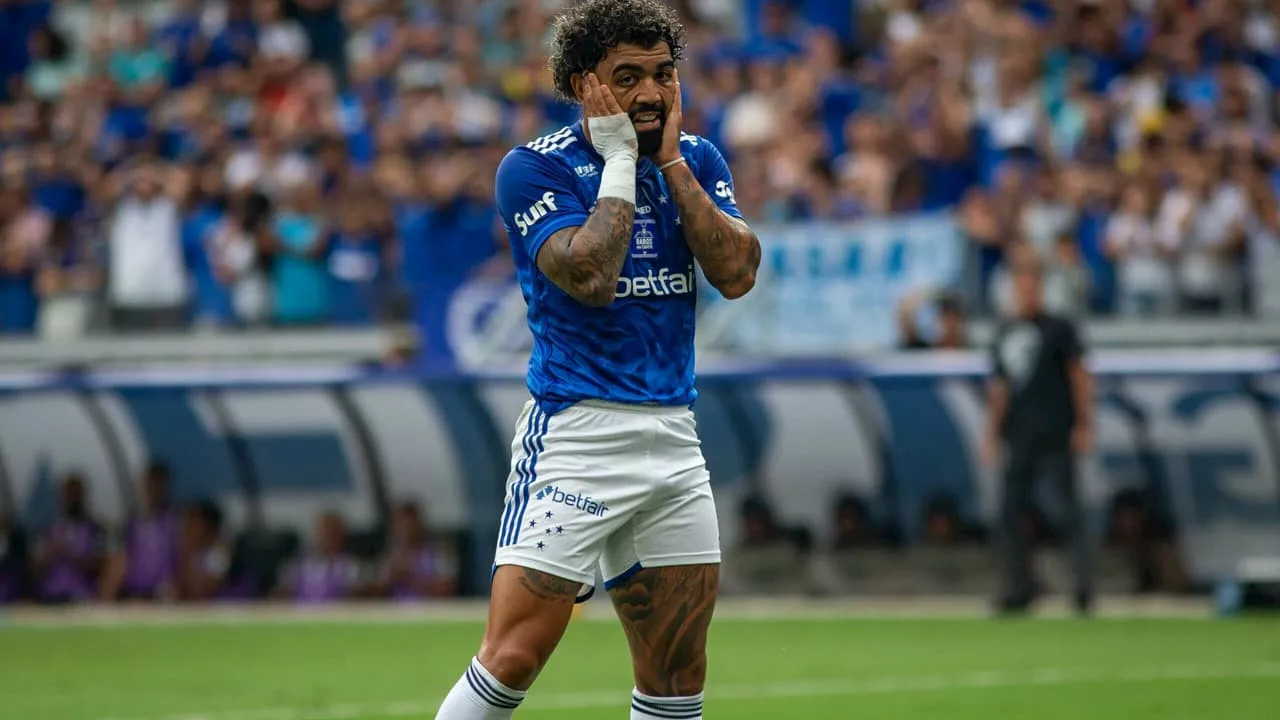 Expulsão de Gabigol condena Cruzeiro à derrota para o Atlético-MG