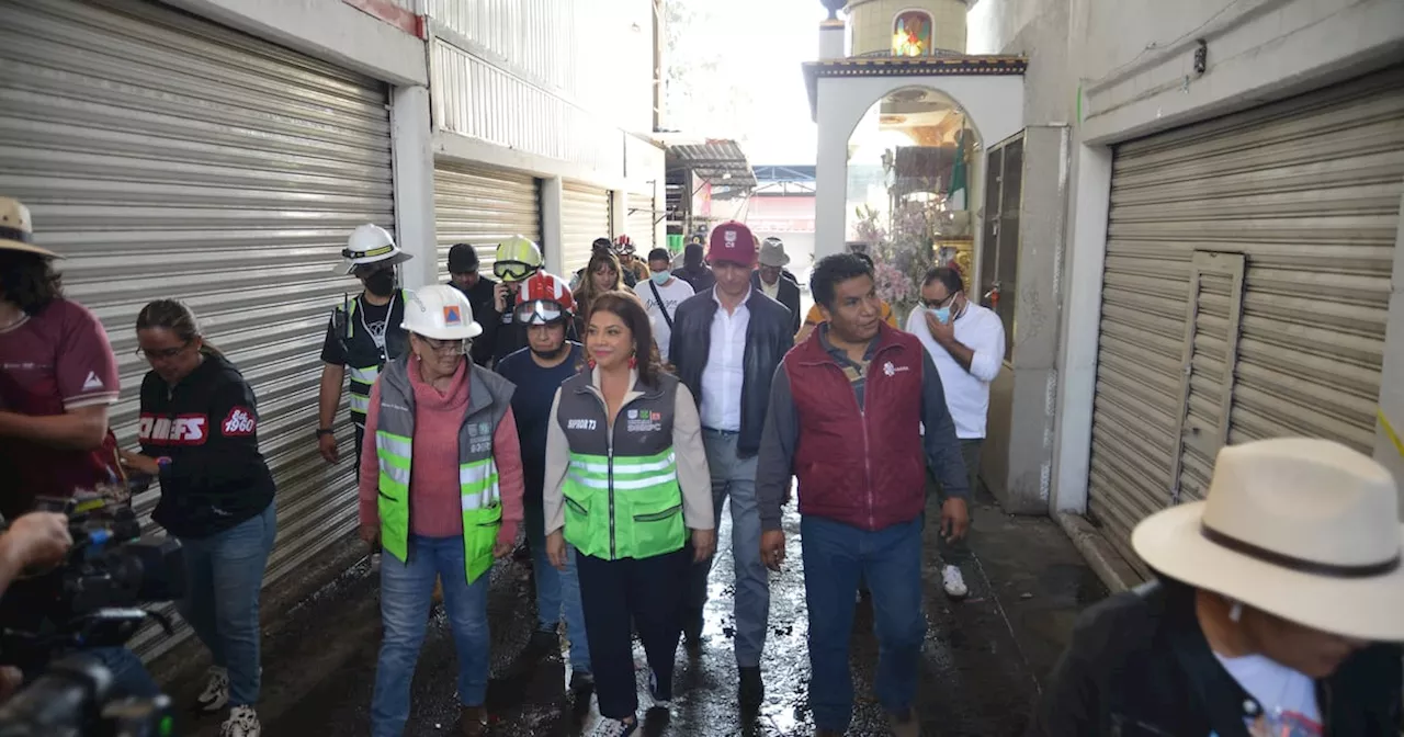 Brugada promete ayuda para afectados por incendio en Central de Abasto en Iztapalapa