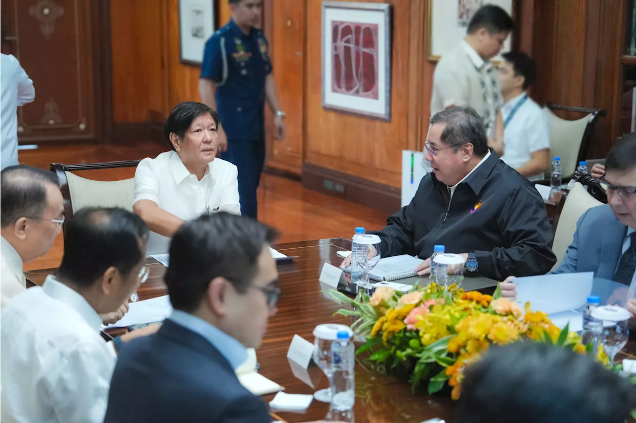 ‘He should be axed’: Health advocate calls for Herbosa’s resignation amid PhilHealth controversies
