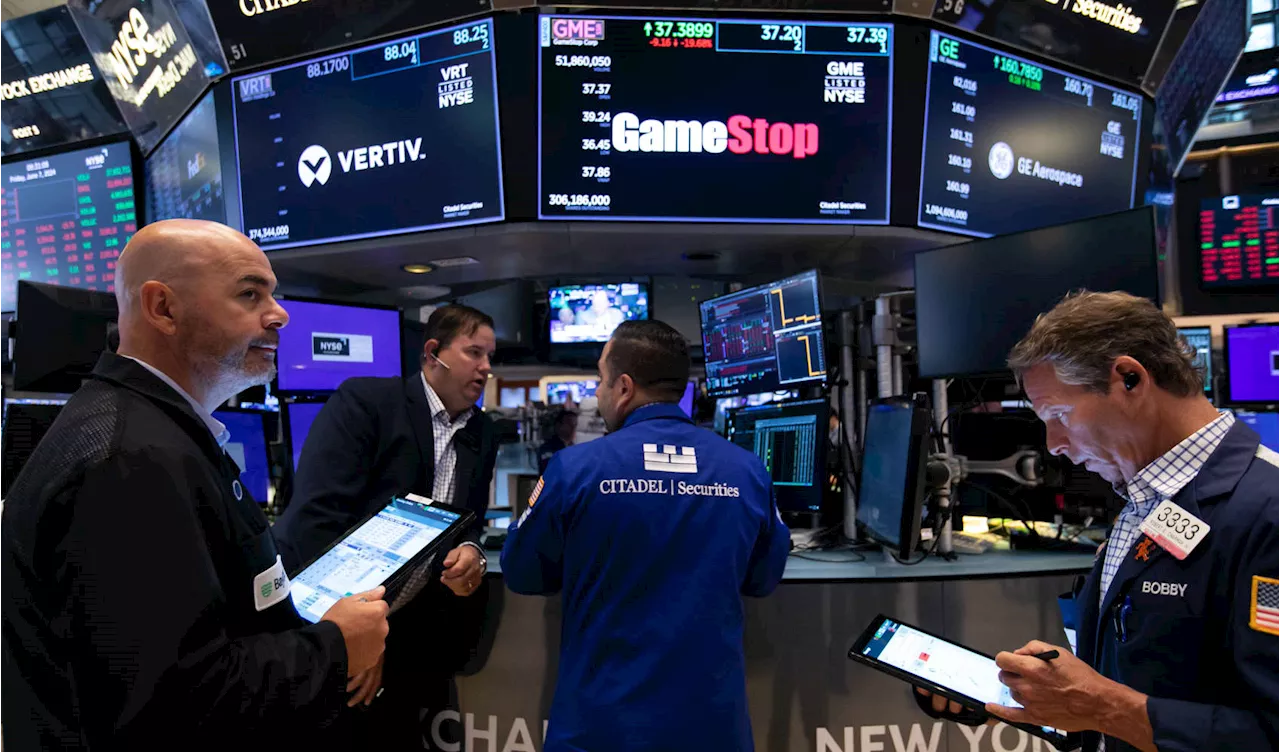 GameStop, MicroStrategy shares rise after Ryan Cohen posts photo with Michael Saylor