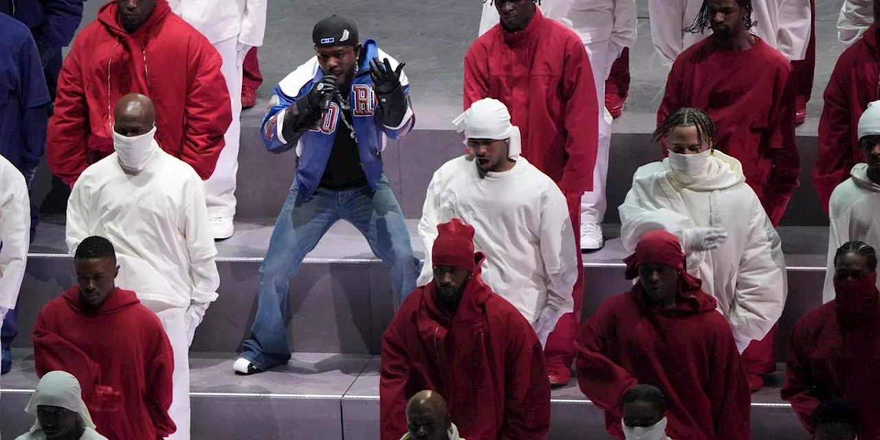 Kendrick Lamar begeistert beim Super Bowl mit kraftvoller Halbzeitshow