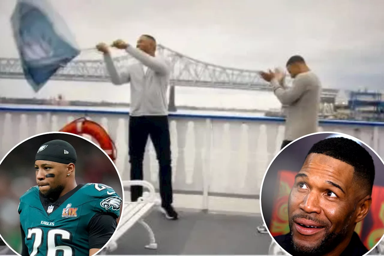 Michael Strahan waving Eagles flag infuriates Giants fans: 'Went too far'