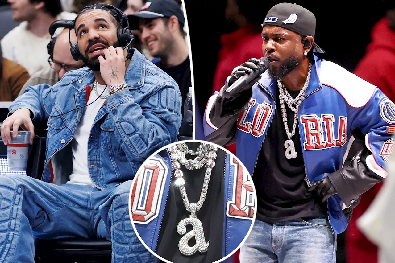 Kendrick Lamar even dissed Drake with his jewelry during Super Bowl 2025 halftime show