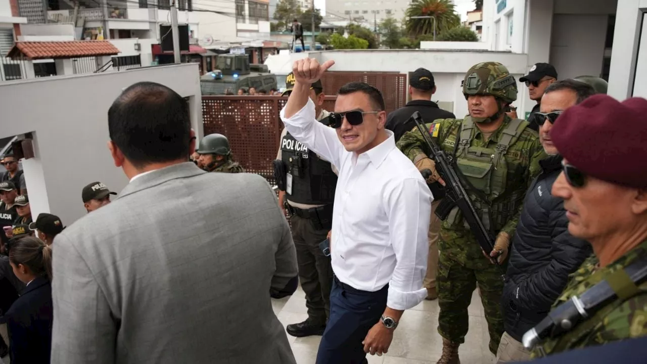 Daniel Noboa, el heredero de un emporio multimillonario que busca reelegirse en Ecuador