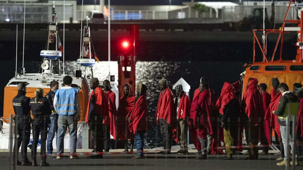 Salvamento Marítimo rescata a 284 migrantes en El Hierro, Tenerife y Lanzarote