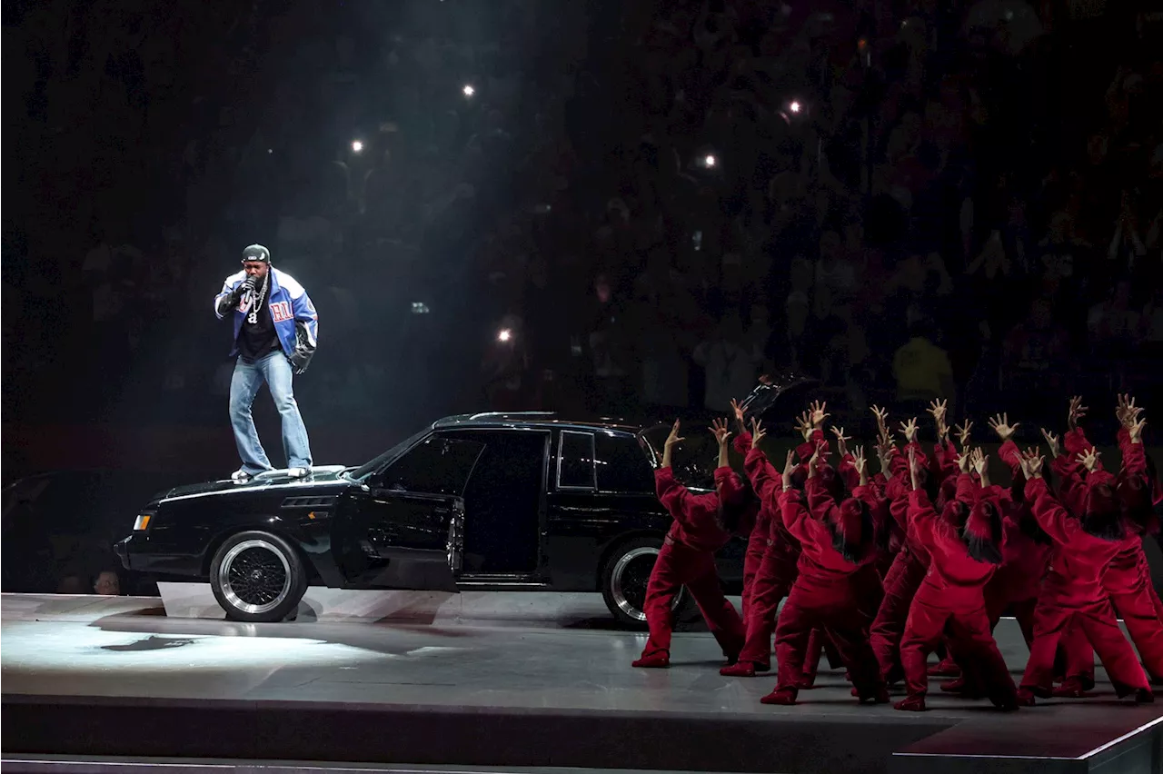 Kendrick Lamar Scores a Hip-Hop Touchdown at Super Bowl 2025