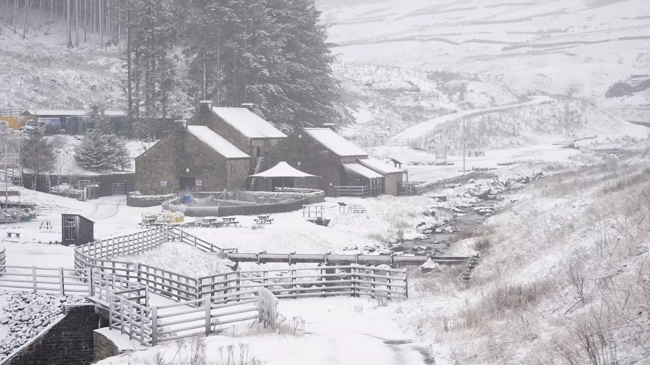 UK weather: 'Scandinavian high' warning as snow hits parts of UK and temperatures fall to as low as -6C