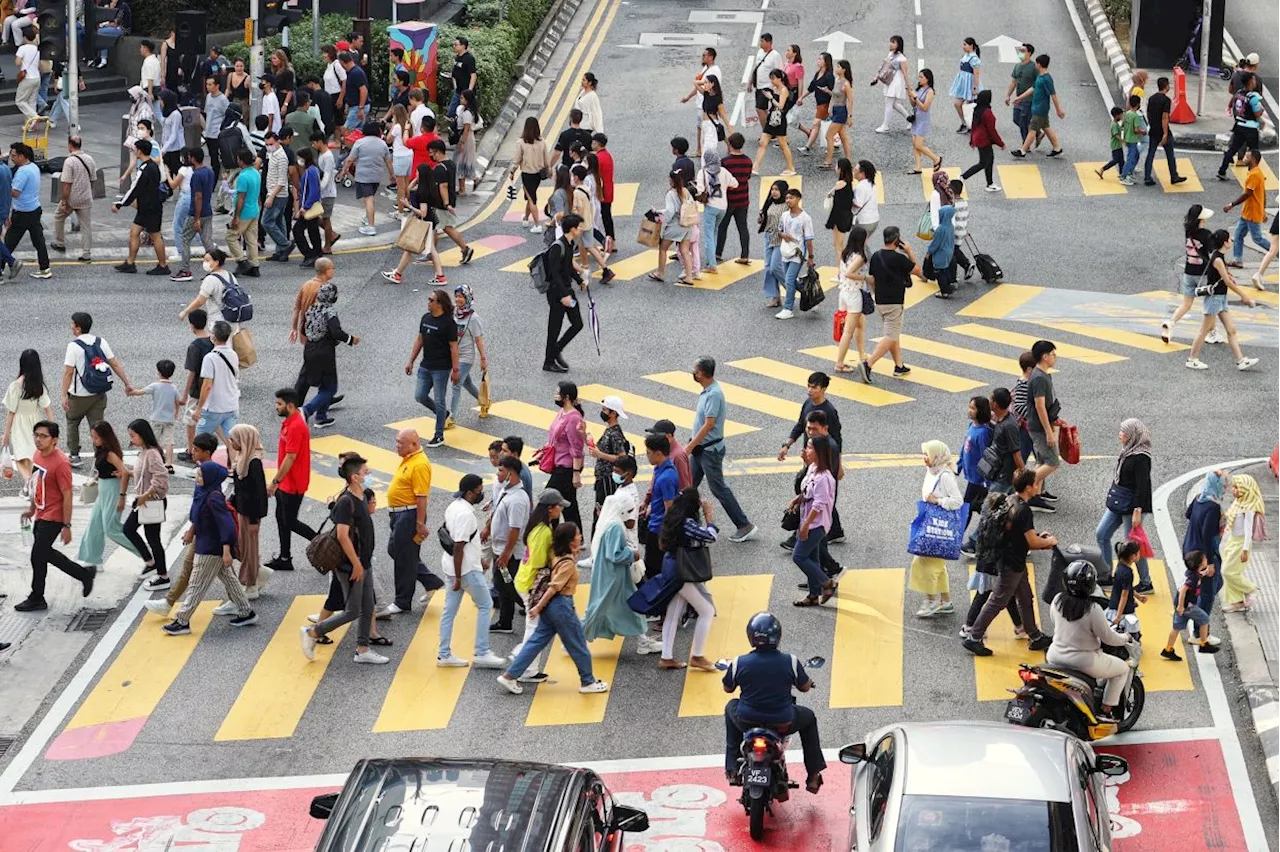 Malaysia's Unemployment Rate Dips to 9-Year Low in December 2024