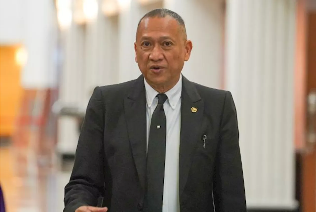 Mohamed Nazri tolak sambung tugas duta ke AS