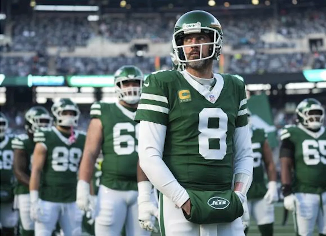 Aaron Rodgers y los Jets toman caminos separados, ¿es el fin de su carrera?