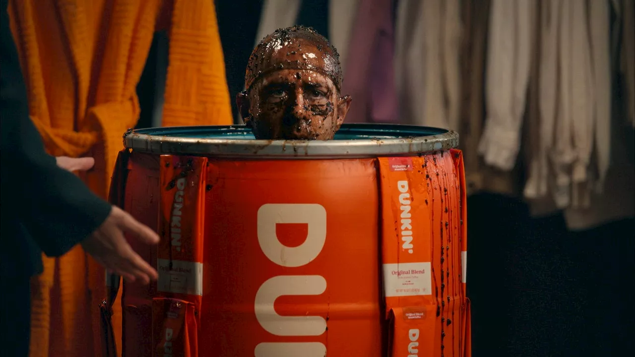 Jeremy Strong's Dunkin' Commercial: A Deep Dive into Method Acting and Self-Deprecation