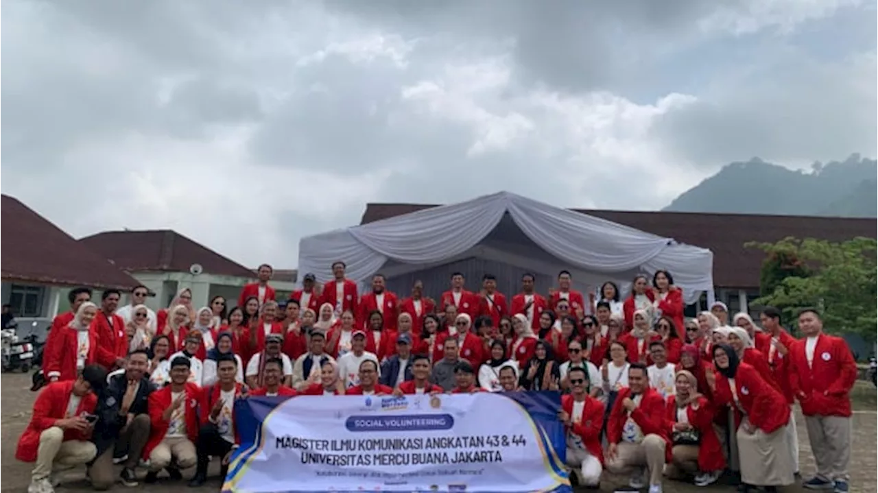 Social Volunteering Mercu Buana Bekali Siswa SMKN 1 Gegerbitung dengan Keterampilan Masa Depan