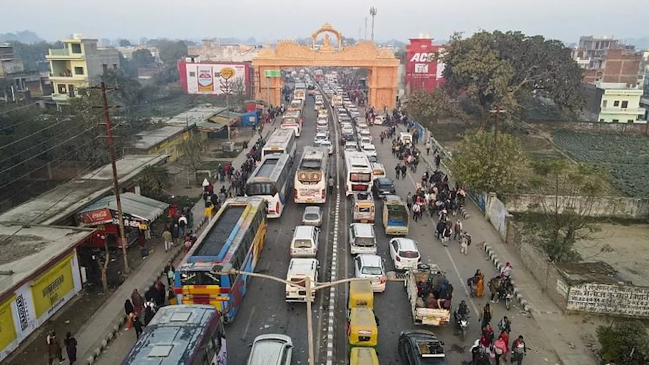 महाकुंभ में भीड़भाड़: प्रयागराज-वाराणसी हाईवे जाम, श्रद्धालुओं को जाम में फंसा