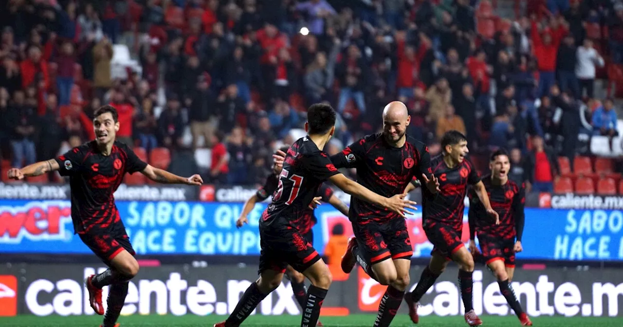 Carlos González dejó la Liga MX para firmar con gigante de Sudamérica