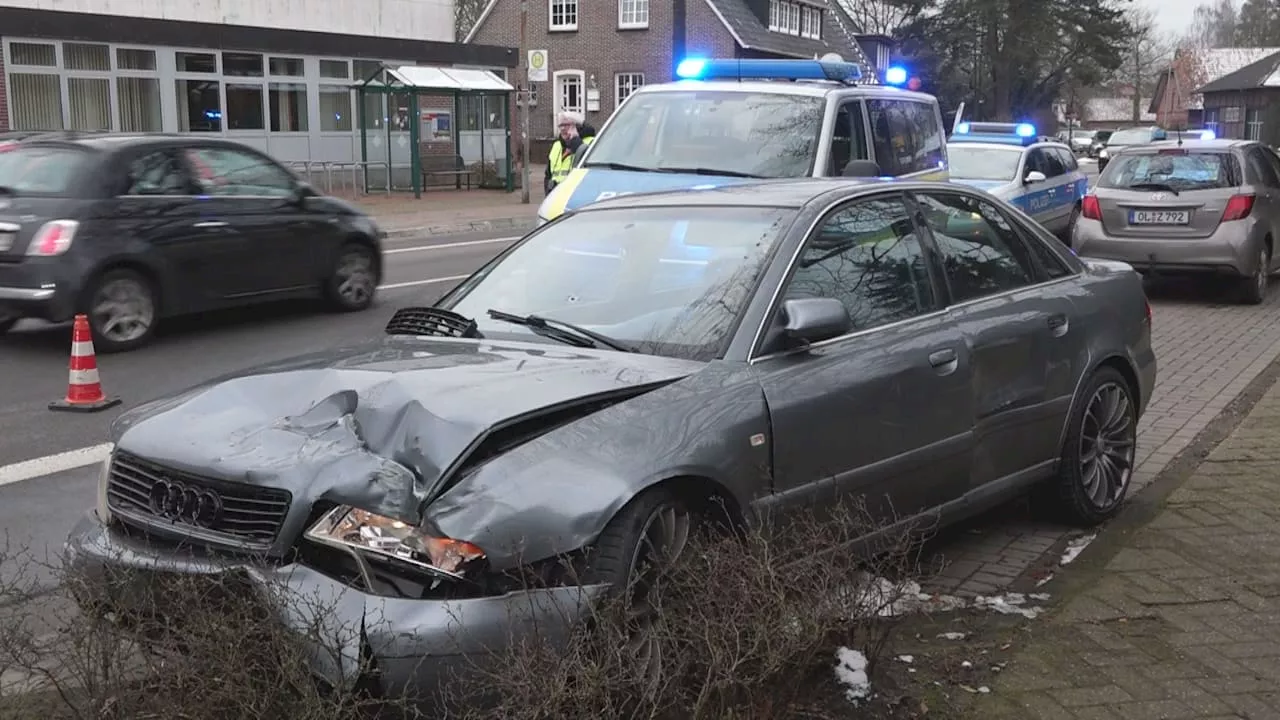 Polizeieinsatz: Fahrerflüchting in Edewecht - Schüsse auf den Wagen