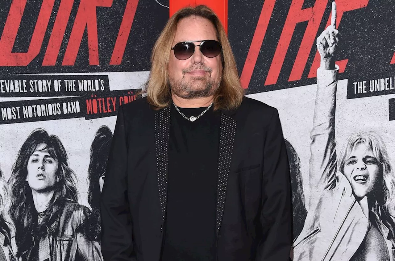 Vince Neil's Plane Crashes at Scottsdale Airport