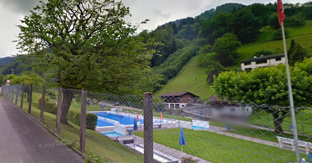 Waldenburg erhöht Steuern, um Freibad zu erhalten