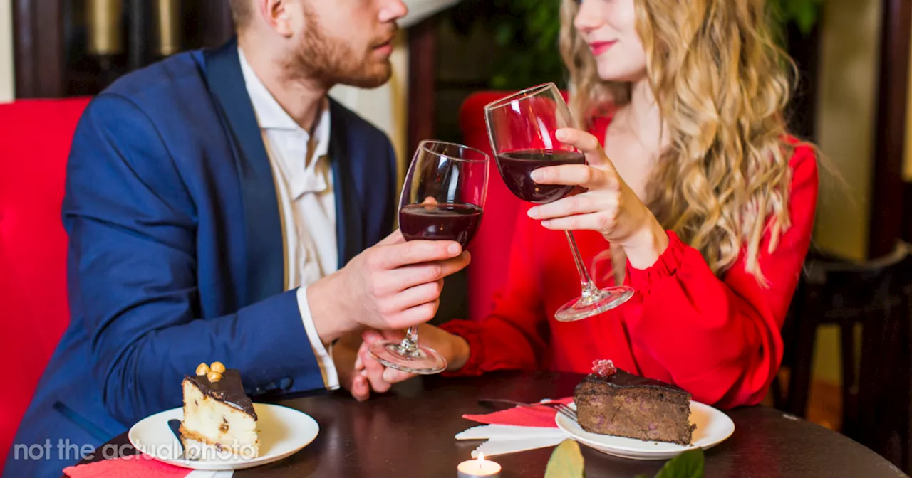 Woman Asks Online If Date's Weird Behaviors Are Red Flags