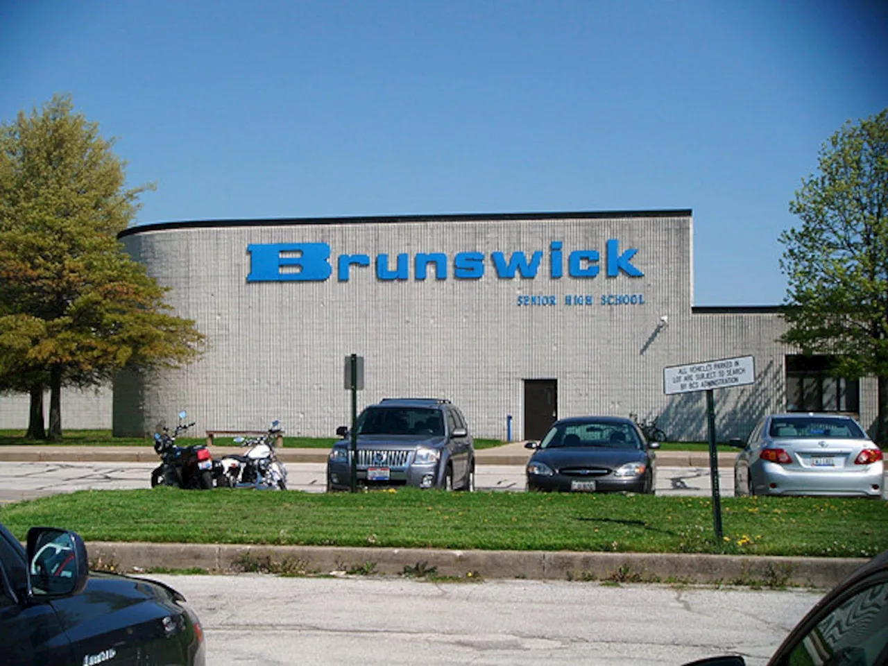 Brunswick Schools Board Approves Policy Protecting Individual Beliefs