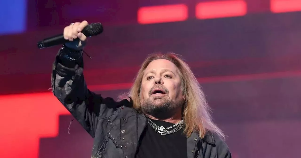 Mötley Crüe lead singer Vince Neil 'owns plane involved in airport runway crash'