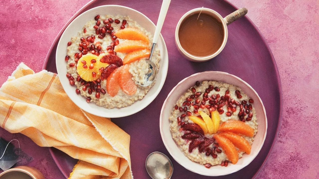 A Citrusy Oatmeal to Chase Away the Winter Blues