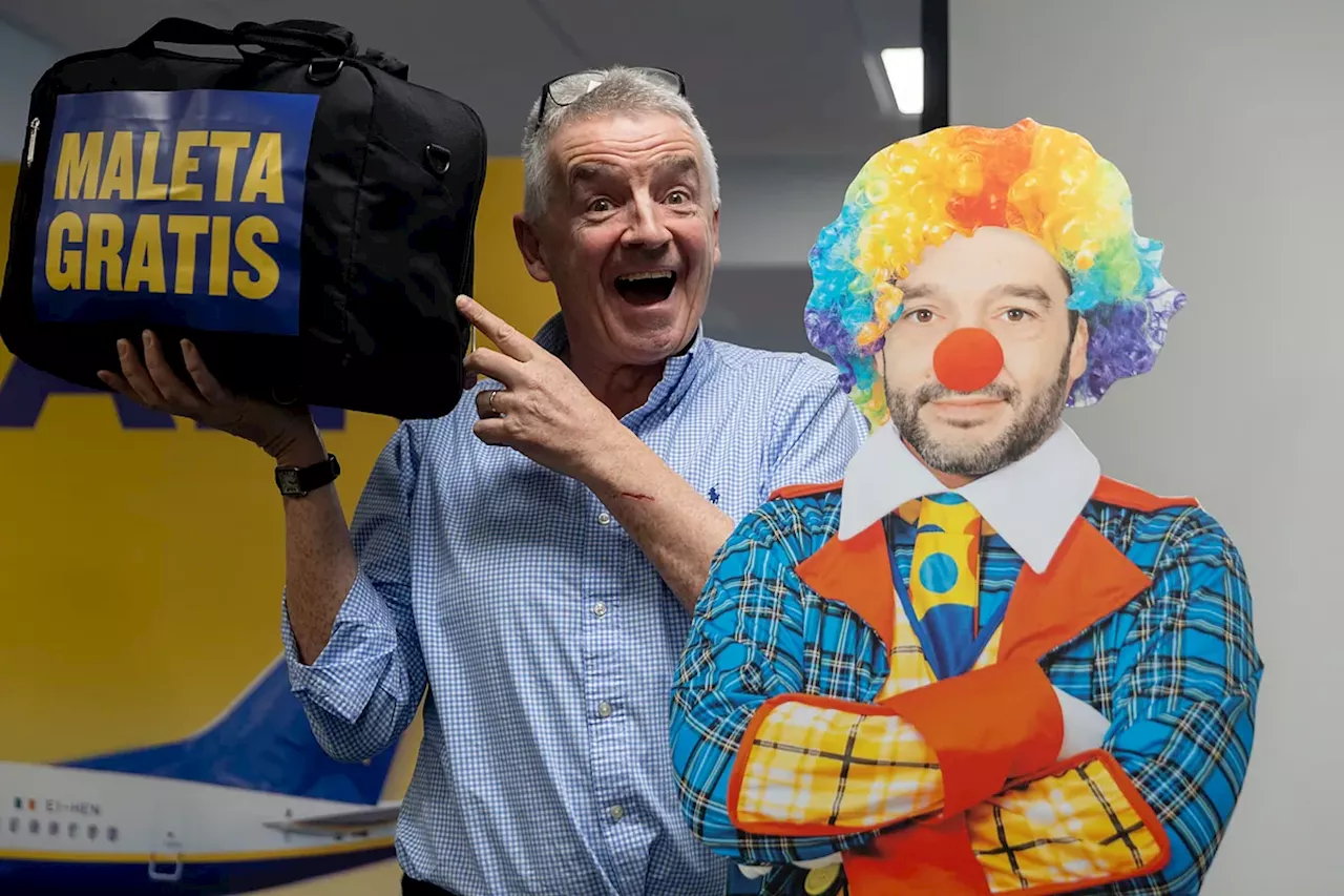 Ryanair lanza oferta a 19,99 euros y acusa al ministro de Consumo de 'payaso' 