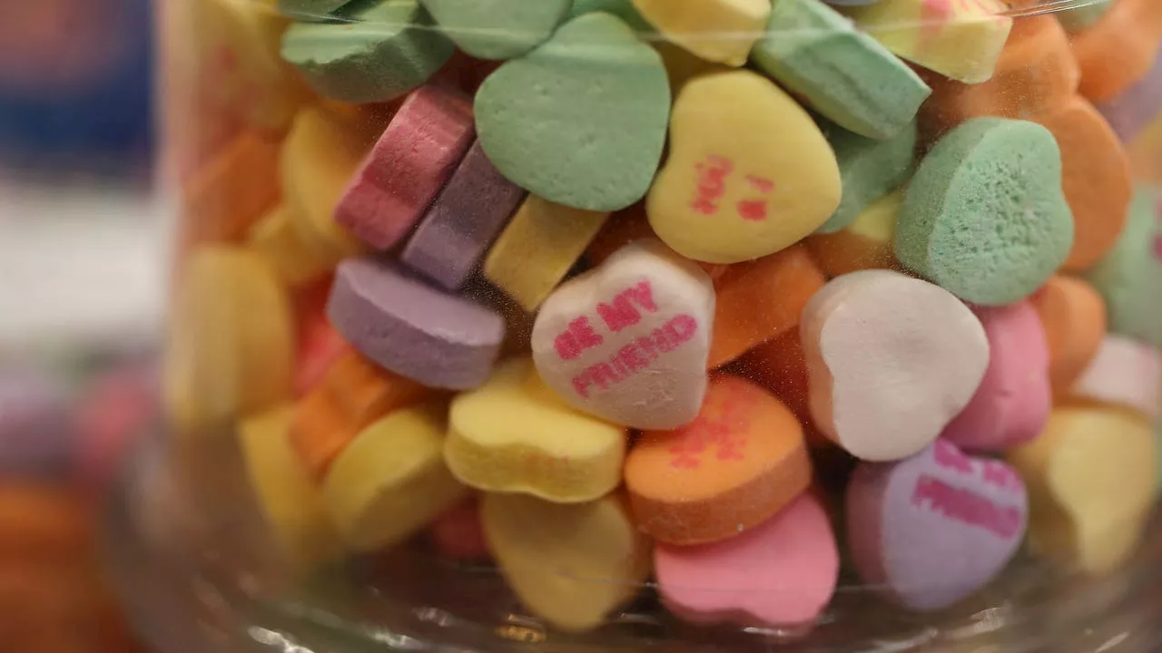 Valentines Day Candy Alternatives: Ditch the Chemicals and Dyes