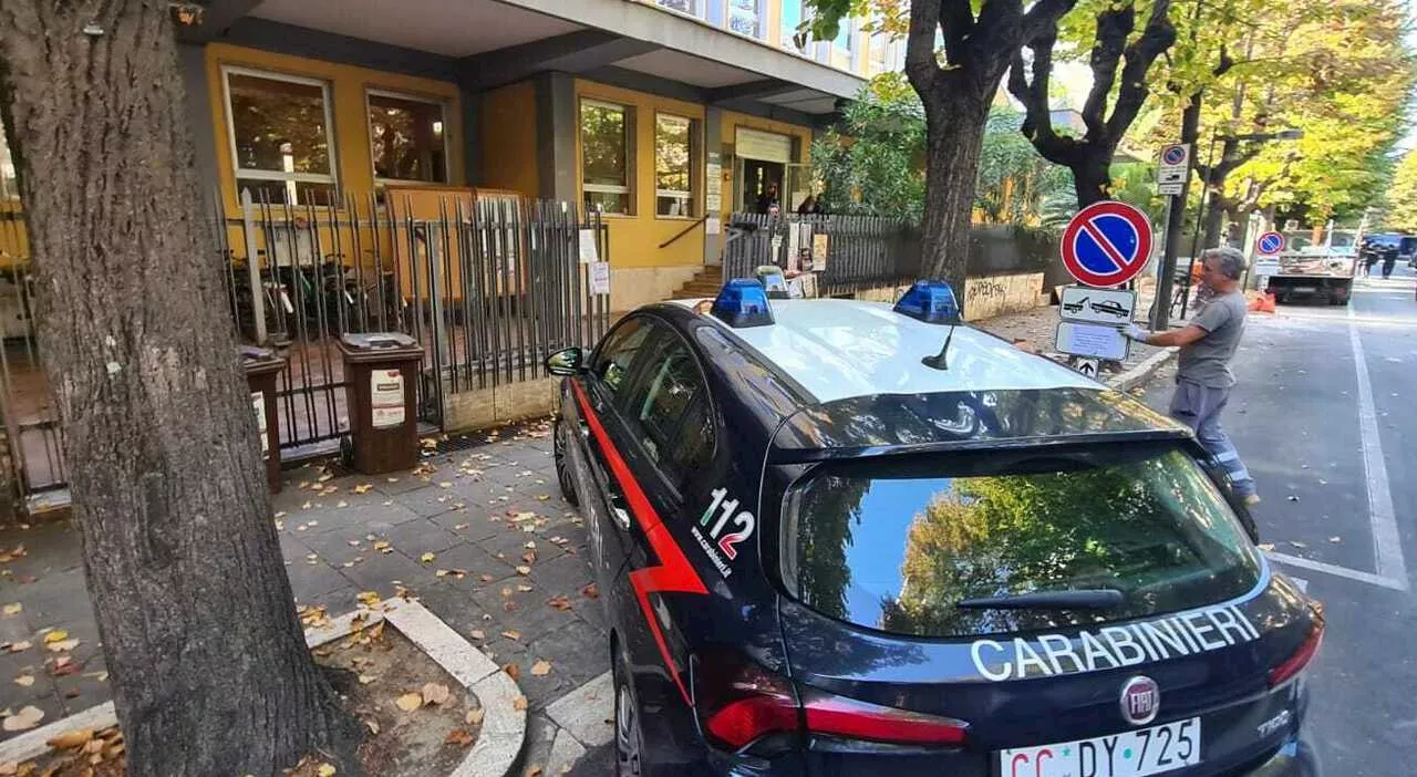 Genitori arrestati per minacce e percosse contro maestra