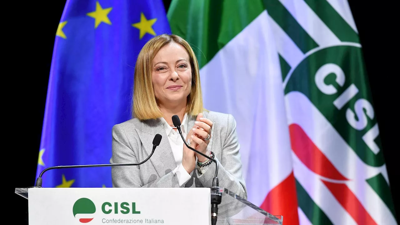 Meloni all’assemblea Cisl: “Preoccupata per l’inverno demografico, grave impatto su sistema sociale”